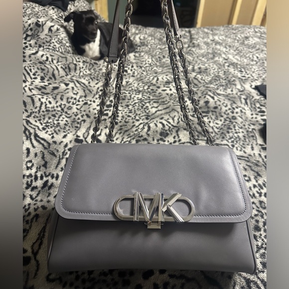 Brand new grey/purple XL Micheal Kors bag BNWT - Picture 1 of 10
